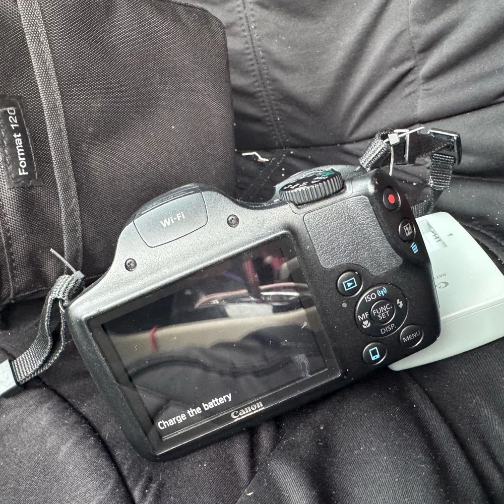 Canon Black Digital Camera with Wi-Fi